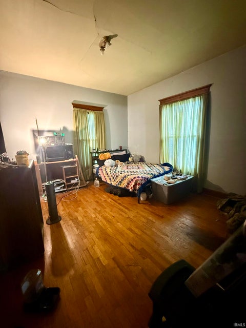 Tiny photo for 118 S Race Street, Marion, IN 46952 (MLS # 202638884)