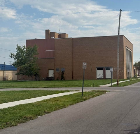 Tiny photo for 118 S Race Street, Marion, IN 46952 (MLS # 202638884)