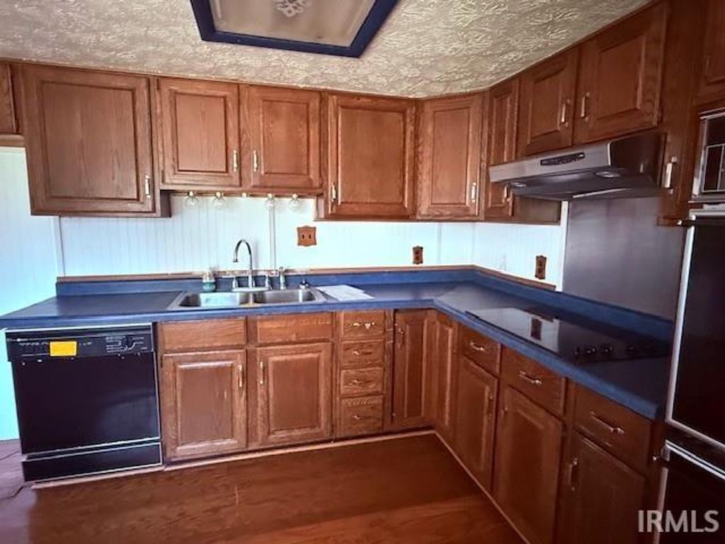 Photo of 125 E 180 CR North Road, Frankfort, IN 46058 (MLS # 202612584)