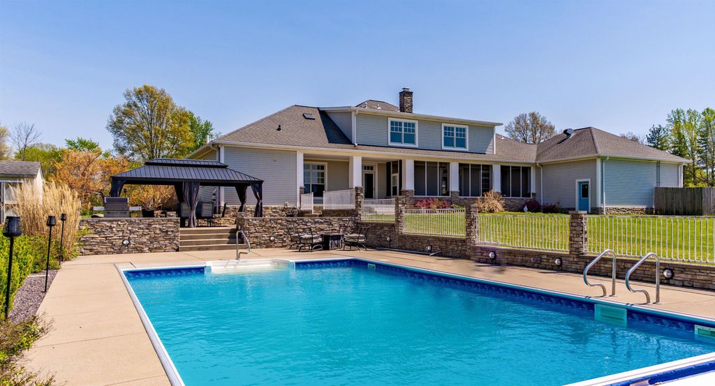 Photo of 6400 N Happe Road, Evansville, IN 47720 (MLS # 202612461)