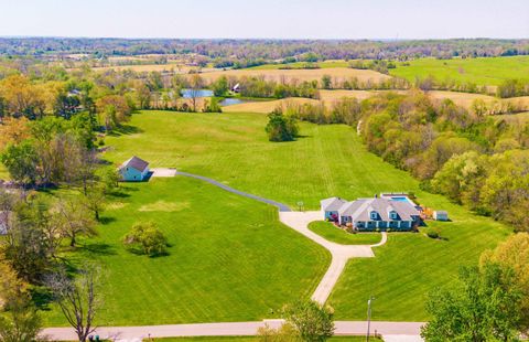 Tiny photo for 6400 N Happe Road, Evansville, IN 47720 (MLS # 202612461)