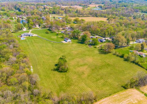 Tiny photo for 6400 N Happe Road, Evansville, IN 47720 (MLS # 202612461)