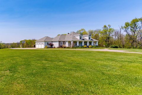 Tiny photo for 6400 N Happe Road, Evansville, IN 47720 (MLS # 202612461)