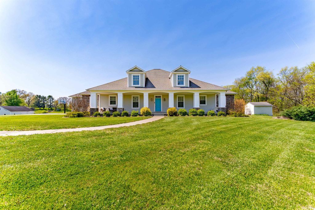Photo of 6400 N Happe Road, Evansville, IN 47720 (MLS # 202612461)