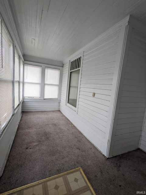 Tiny photo for 919 S Washington Street, Kokomo, IN 46901 (MLS # 202602339)