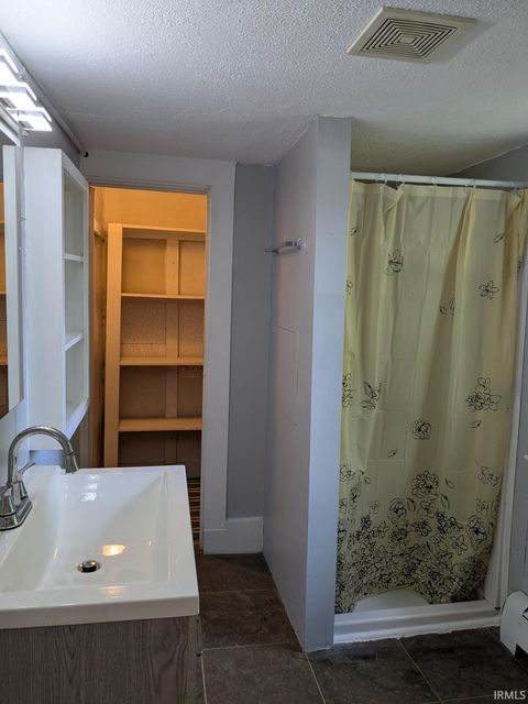 Tiny photo for 919 S Washington Street, Kokomo, IN 46901 (MLS # 202602339)