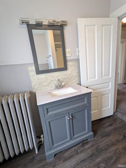 Tiny photo for 919 S Washington Street, Kokomo, IN 46901 (MLS # 202602339)