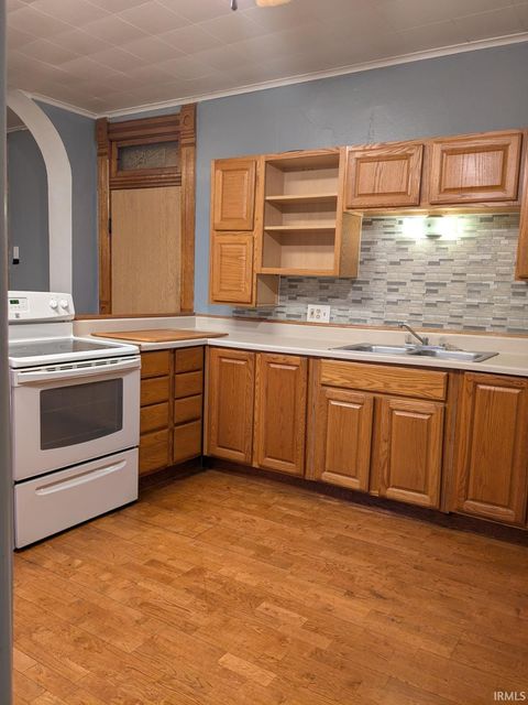 Tiny photo for 919 S Washington Street, Kokomo, IN 46901 (MLS # 202602339)