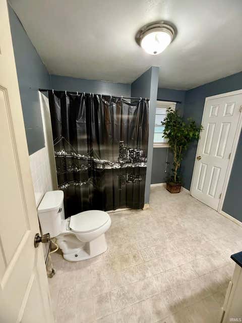 Tiny photo for 716 S Calumet Street, Kokomo, IN 46901 (MLS # 202634284)