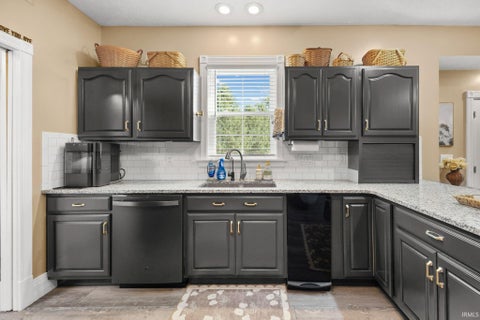 Tiny photo for 2939 State Road 25 West, Lafayette, IN 47909 (MLS # 202639119)