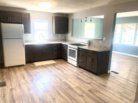 Tiny photo for 1232 N Burk St, Kokomo, IN 46901 (MLS # 202615146)