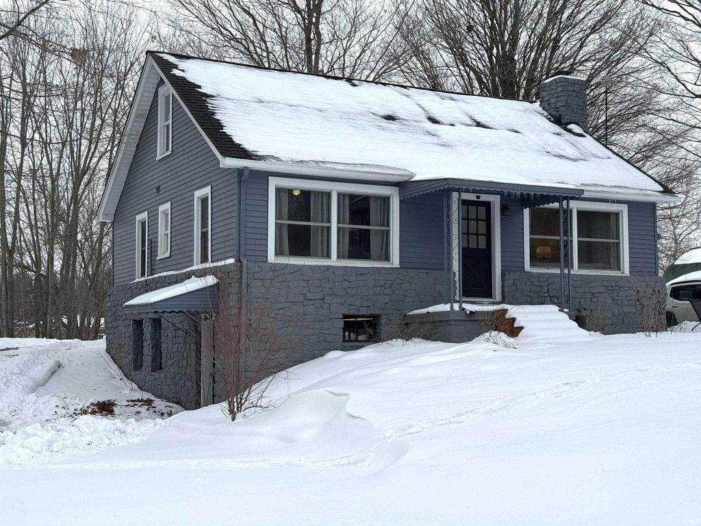 Photo of 4583 E County Road 350 N, Danville, IN 46122 (MLS # 202604277)