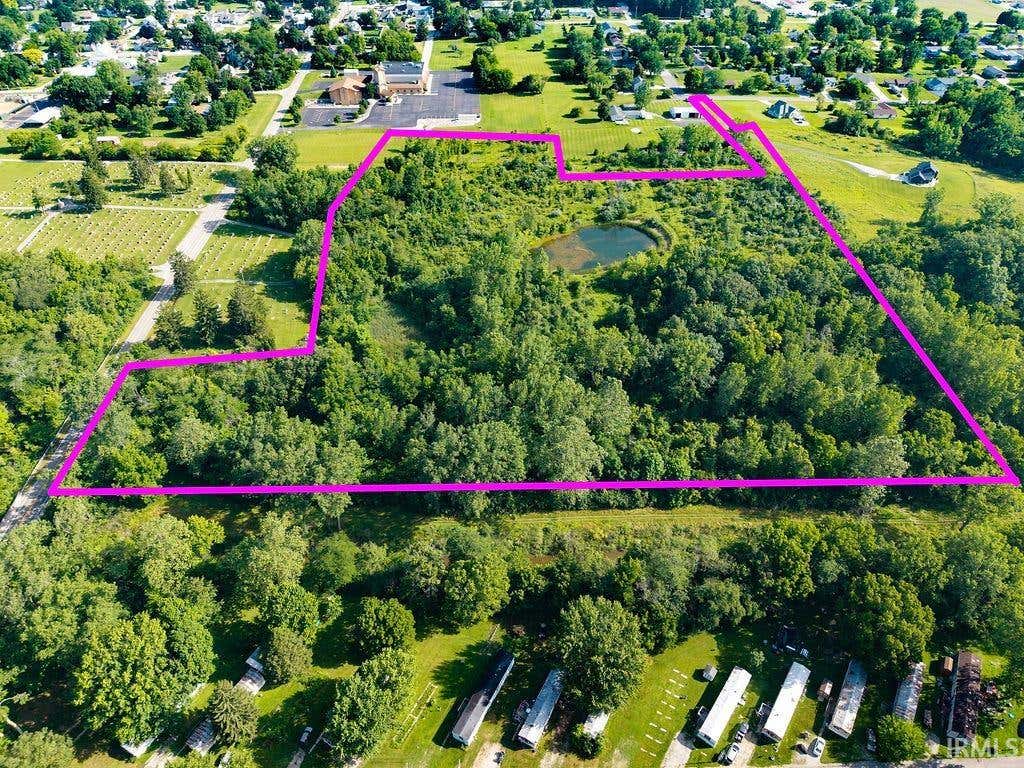 Photo of 300 W Woodview, Zanesville, IN 46799 (MLS # 202626121)