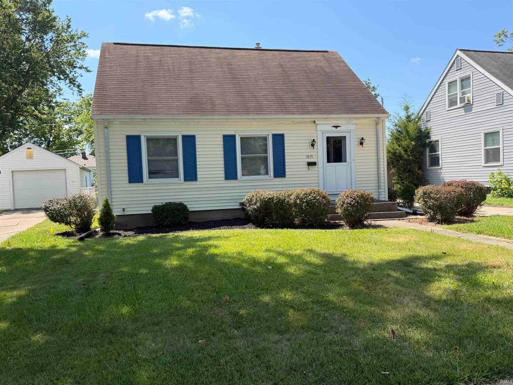 Photo of 1837 IDA Avenue, Fort Wayne, IN 46808 (MLS # 202633490)