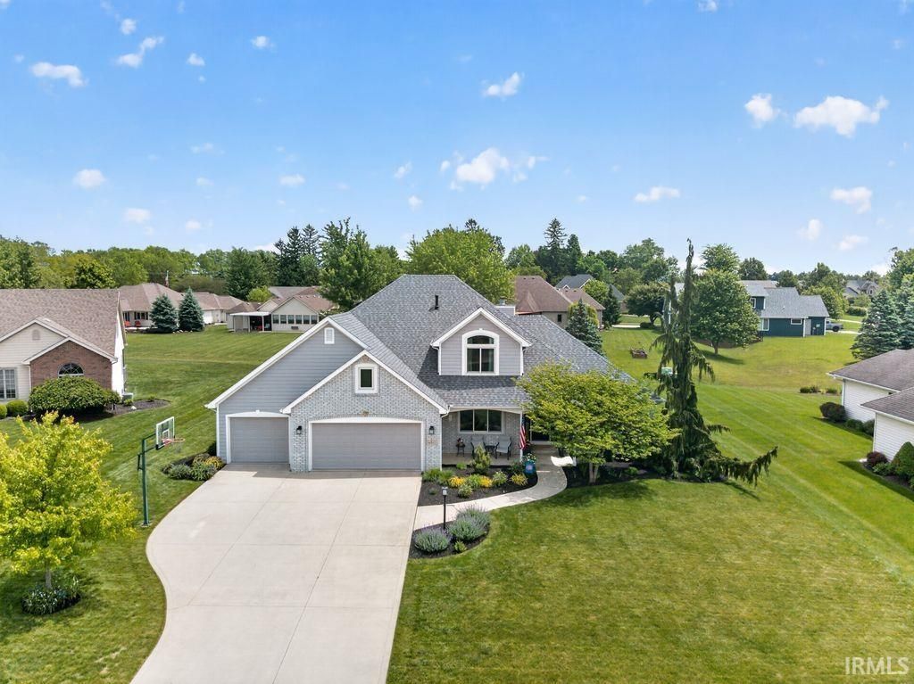 Photo of 14810 Greystone Court, Leo, IN 46765 (MLS # 202620687)
