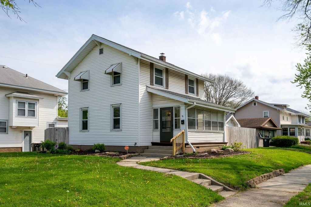 Photo of 1730 Spring Street, Fort Wayne, IN 46808 (MLS # 202617947)