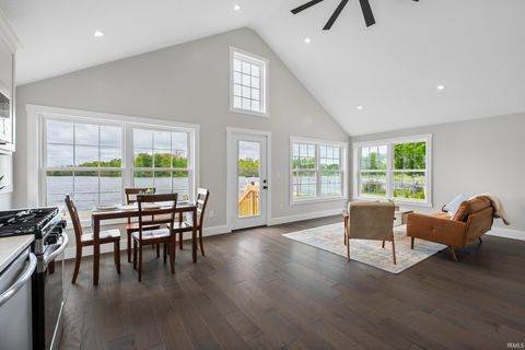 Tiny photo for 1013 N Edgewater Street, Silver Lake, IN 46982 (MLS # 202618307)