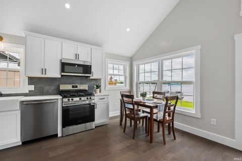 Tiny photo for 1013 N Edgewater Street, Silver Lake, IN 46982 (MLS # 202618307)