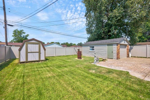 Tiny photo for 1817 Broadmoor Avenue, Evansville, IN 47714 (MLS # 202632750)