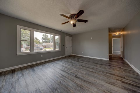 Tiny photo for 1817 Broadmoor Avenue, Evansville, IN 47714 (MLS # 202632750)