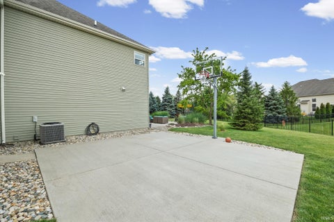 Tiny photo for 2172 Foxmoor Lane, Lafayette, IN 47905 (MLS # 202621209)