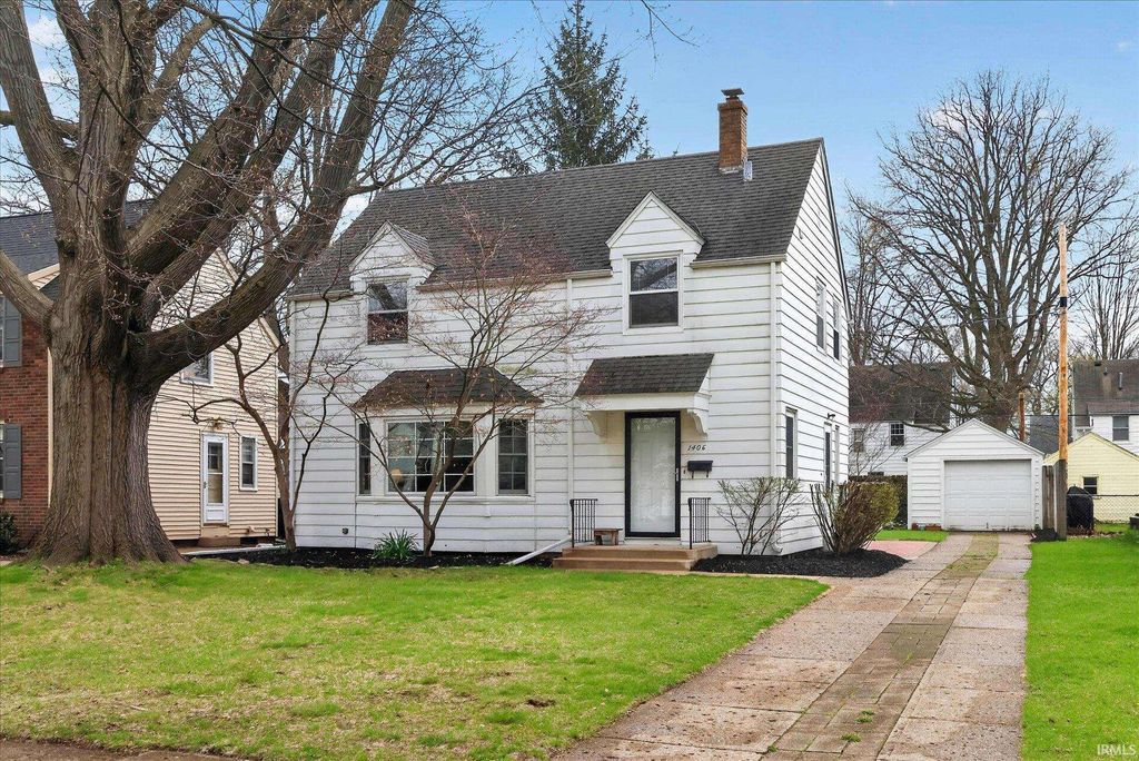 Photo of 1406 E Monroe Street, South Bend, IN 46615 (MLS # 202612498)