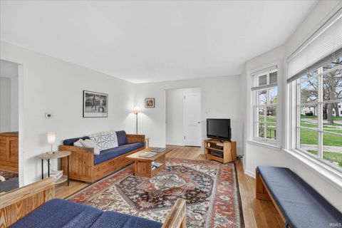 Tiny photo for 1406 E Monroe Street, South Bend, IN 46615 (MLS # 202612498)