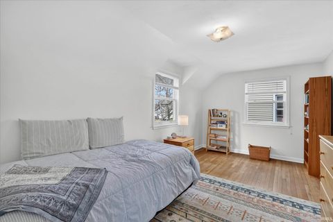 Tiny photo for 1406 E Monroe Street, South Bend, IN 46615 (MLS # 202612498)