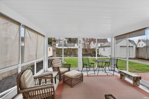 Tiny photo for 1406 E Monroe Street, South Bend, IN 46615 (MLS # 202612498)