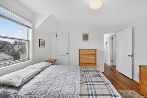 Tiny photo for 1406 E Monroe Street, South Bend, IN 46615 (MLS # 202612498)