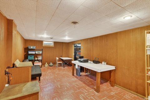 Tiny photo for 1406 E Monroe Street, South Bend, IN 46615 (MLS # 202612498)