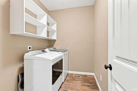 Tiny photo for 178 Begonia Court, Fort Wayne, IN 46814 (MLS # 202635264)