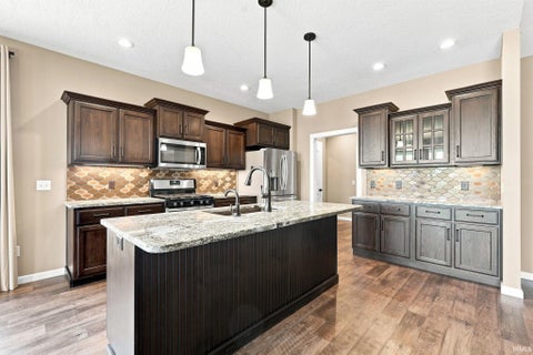 Tiny photo for 178 Begonia Court, Fort Wayne, IN 46814 (MLS # 202635264)