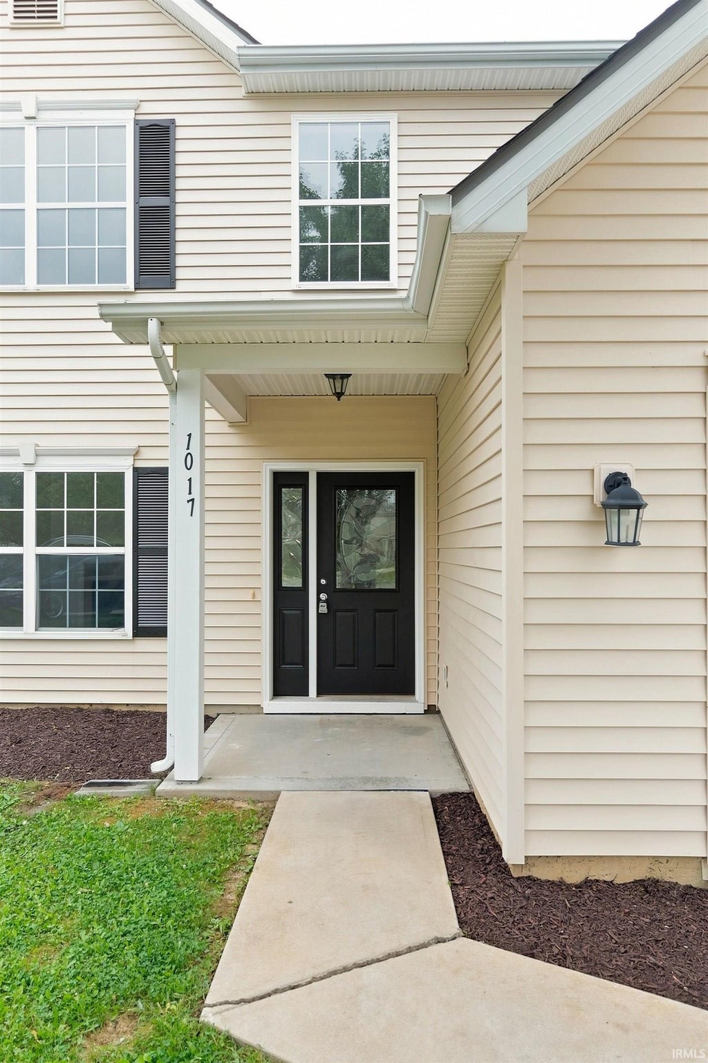 Photo of 1017 Ginseng Lane, Fort Wayne, IN 46819 (MLS # 202637412)
