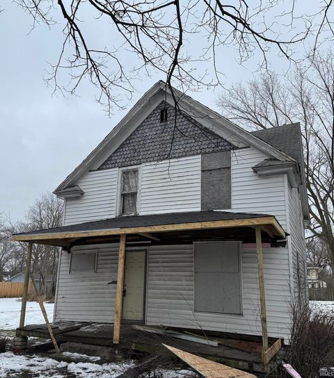 Photo of 740 Cleveland Avenue, South Bend, IN 46628 (MLS # 202544234) Photo of 740 Cleveland Avenue, South Bend, IN 46628 (MLS # 202544234)