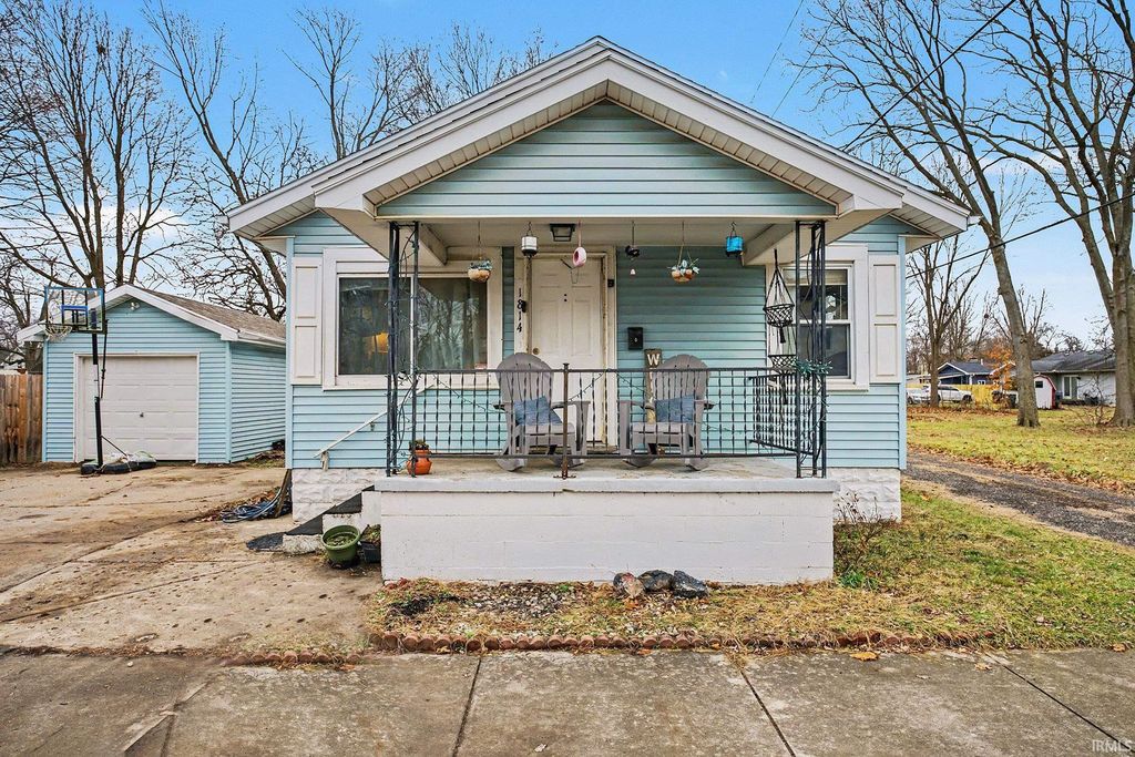 Photo of 1814 S 10th Street, Elkhart, IN 46516 (MLS # 202601048)