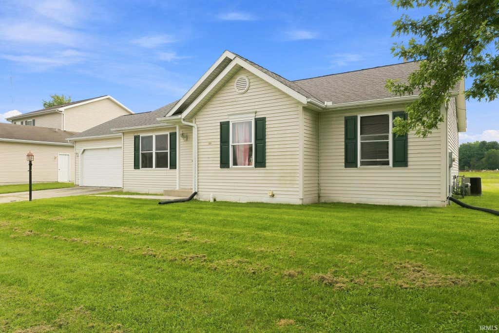 Photo of 1108 HARVEST Drive, Goshen, IN 46526 (MLS # 202634878)