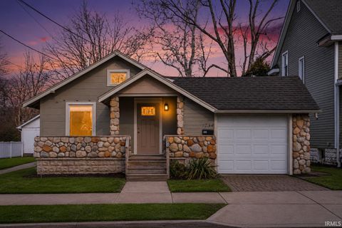 Photo of 1234 South Shore Drive, Elkhart, IN 46516 (MLS # 202617900)