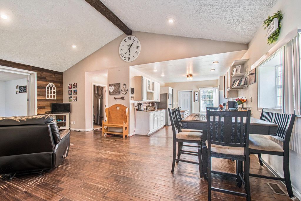 Photo of 57502 Oakside Avenue, Mishawaka, IN 46544 (MLS # 202544781)