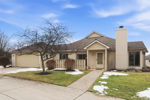 Photo of 6226 Savannah Cove, Fort Wayne, IN 46835 (MLS # 202605125)