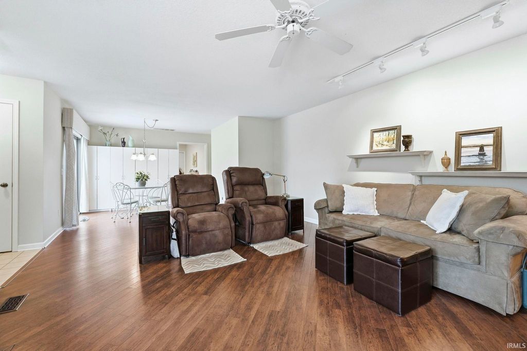 Photo of 6226 Savannah Cove, Fort Wayne, IN 46835 (MLS # 202605125)