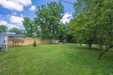 Tiny photo for 2605 S Bryan Street, Bloomington, IN 47403 (MLS # 202612689)