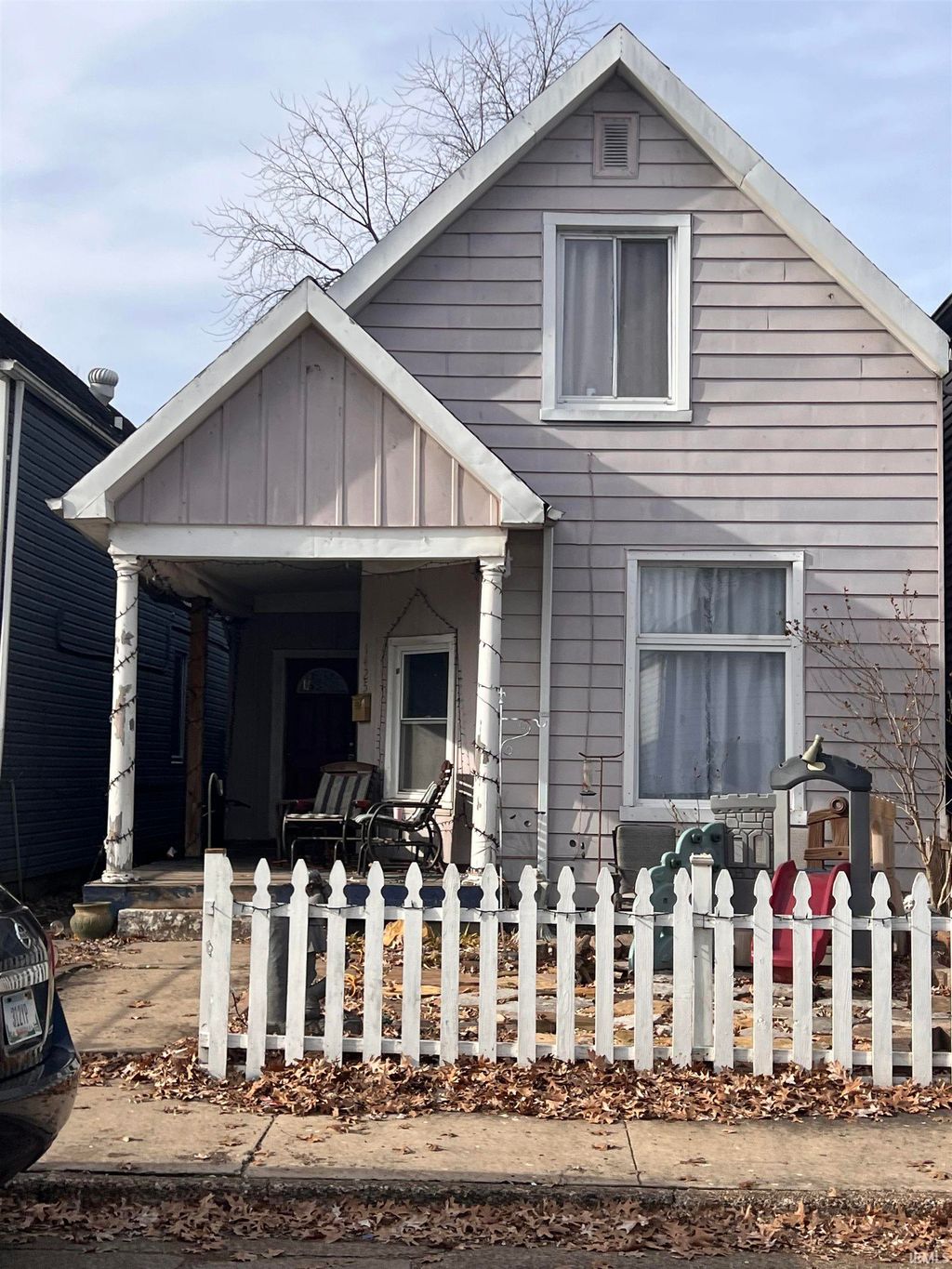 Photo of 1425 Delmar Avenue, Evansville, IN 47712 (MLS # 202549733)