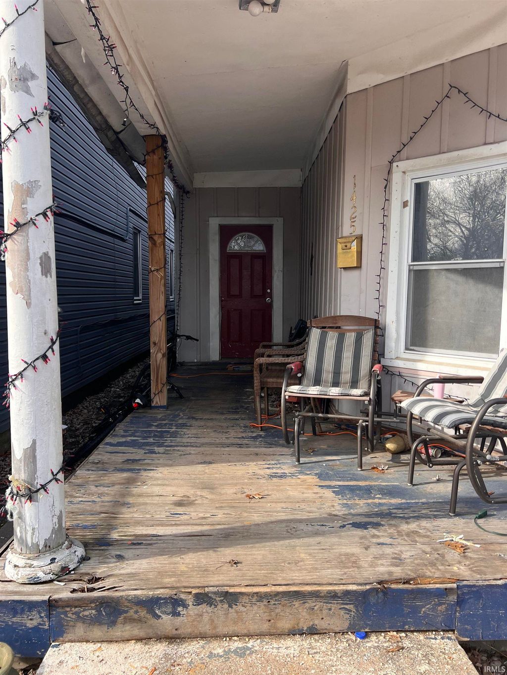 Photo of 1425 Delmar Avenue, Evansville, IN 47712 (MLS # 202549733)