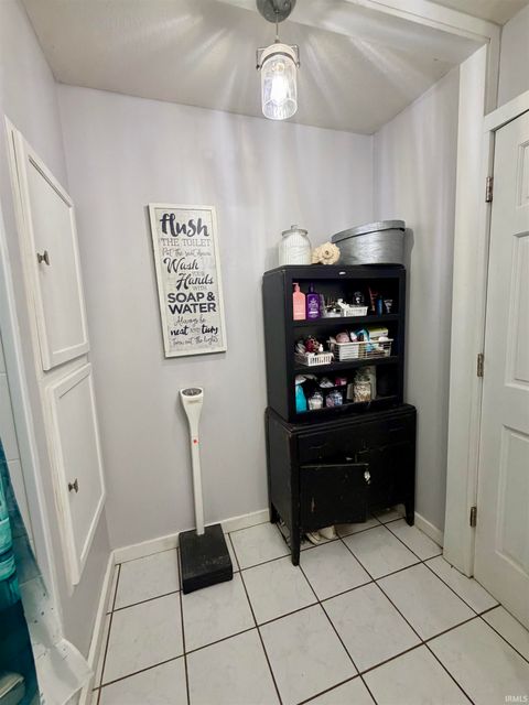 Tiny photo for 821 E Gerhart Street, Kokomo, IN 46901 (MLS # 202619230)