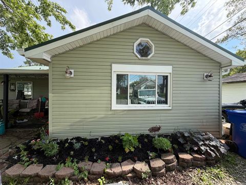 Photo of 821 E Gerhart Street, Kokomo, IN 46901 (MLS # 202619230)