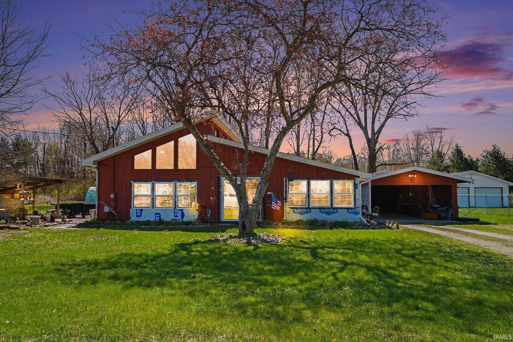 Photo of 27320 Nelson Street, Elkhart, IN 46517 (MLS # 202613951)