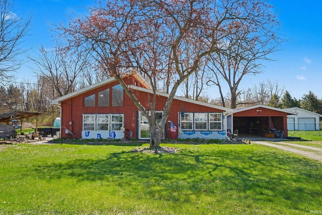 Photo of 27320 Nelson Street, Elkhart, IN 46517 (MLS # 202613951)