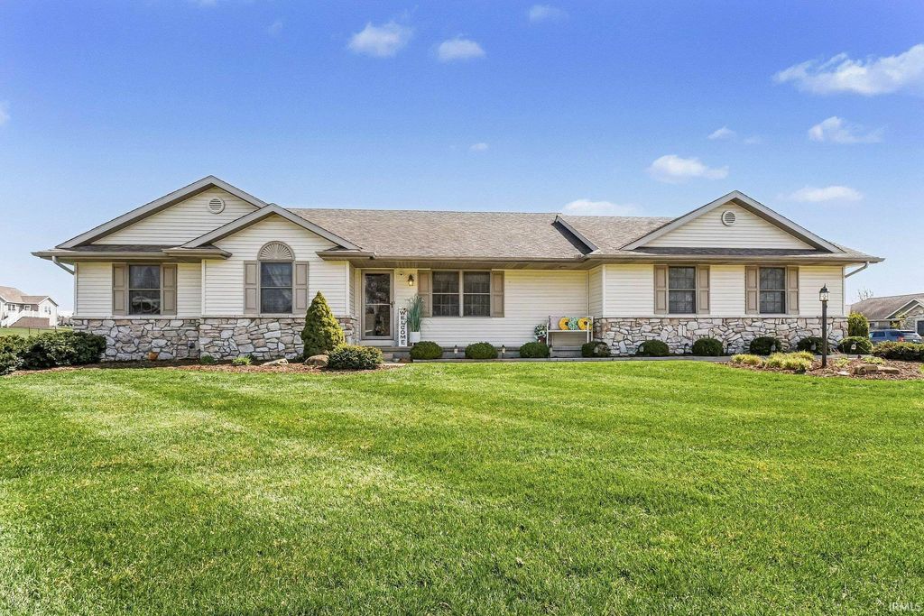 Photo of 20063 Moonstone Lane, Goshen, IN 46528 (MLS # 202612395)