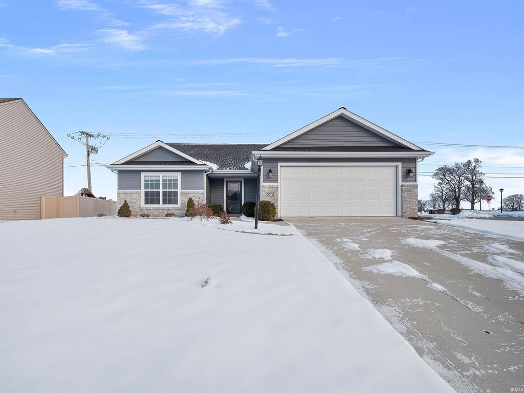 Photo of 9704 Chadwick Lane, Fort Wayne, IN 46808 (MLS # 202548845)